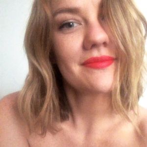 Meet your Posher, Whitney